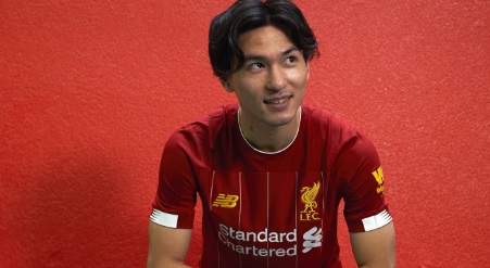 เคร้าช์ยกหงส์ปิดดีล 'เด็ด' เลยในการได้ตัวทาคิ-มั่นไปโลดแน่