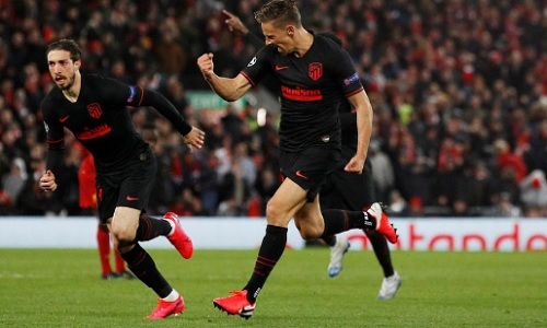 UCL ͺ 16 Ѵͧ :  2-3 ͵ŵ ҴԴ